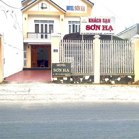 Khach San Son Ha Otel Kon Tum Dış mekan fotoğraf