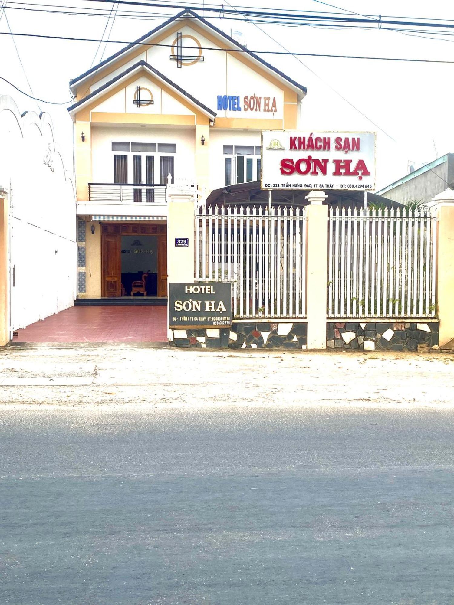 Khach San Son Ha Otel Kon Tum Dış mekan fotoğraf